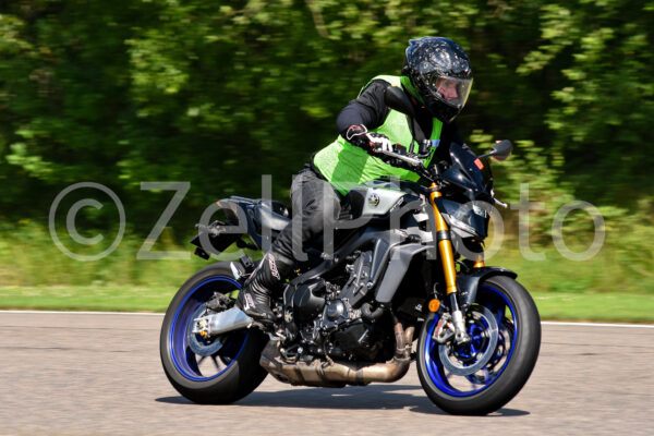 https://zellphoto.se/produkt/0446/
